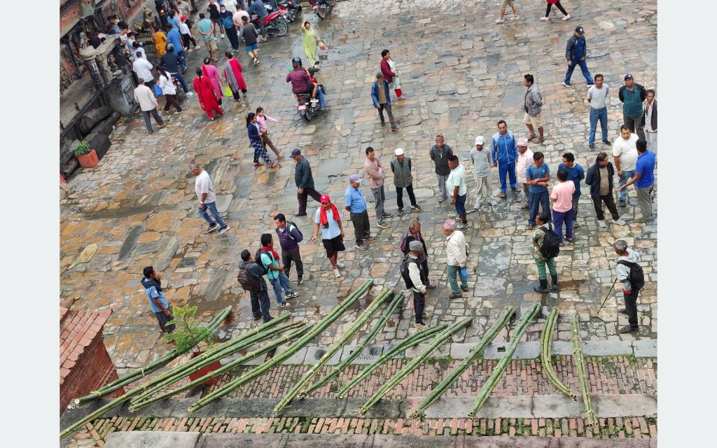 भक्तपुरमा ‘ताहासा’ बनाउन बाँसको व्यापार सुरु