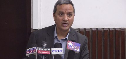 आर्थिक वृद्धिलाई समावेशी नबनाए सुशासन र समृद्धि चुनौतीपूर्ण : डा. भट्ट