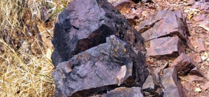 धौवादी फलाम खानीबाट ९ करोड ६० लाख धाउ उत्खननको योजना