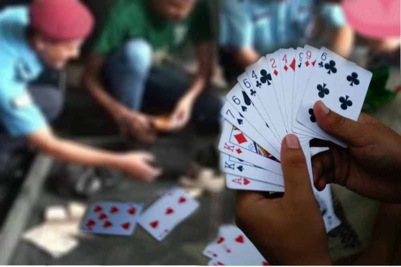 जुवाको खालबाट १२ लाख बरामद