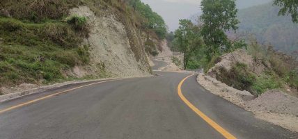चामे–नार्पाभूमि सडकमा बेलिब्रिज निर्माण