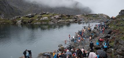 गोसाइँकुण्ड मेला आउने तीर्थयात्री लक्षित शुल्क निर्धारण