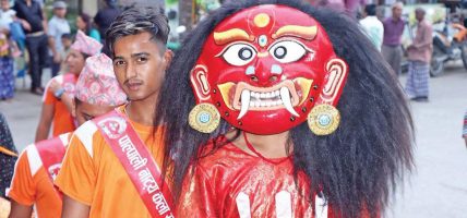 ढोल–झ्याम्टासँगै जाग्दै छ पाल्पाको लाखे संस्कृति