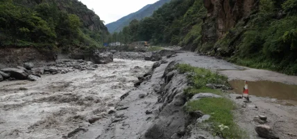 चीनतर्फ पहिरोले जमेको ताल फुट्यो, रसुवामा सतर्कता अपनाउन आग्रह