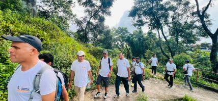 पोखराको धार्मिक पर्यटकीय क्षेत्र पुम्दीभुम्दीको प्रवर्द्धन गर्न ‘हाइकिङ’