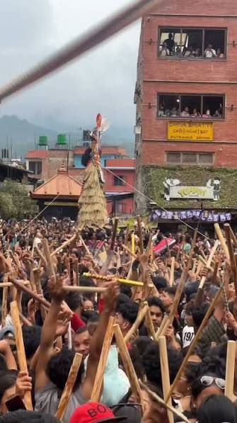 सकियो भक्तपुरको गाईजात्रा