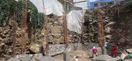 आर्थिक सहयोग जुटाएर बेनीमा आँखा उपचार केन्द्र भवन निर्माण