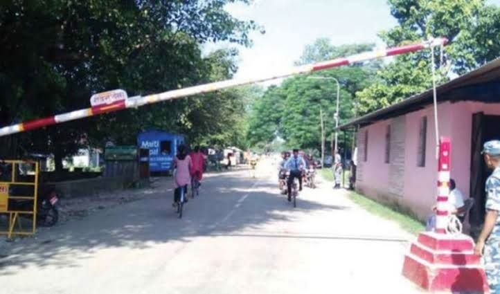 पश्चिमी सीमा नाका गड्डाचौकी भएर आउने पर्यटक बढे