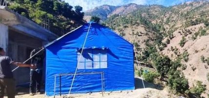 नुवाकोट र धादिङका बाढीपीडितका लागि १६ स्थानमा अस्थायी आवास निर्माण
