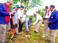बङ्गलादेश र नेपालका फोटो पत्रकारद्वारा पोखरामा वृक्षरोपण