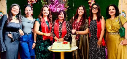 गायिका आगन्तुक खरेलले खोलिन् ‘प्रीटि सलून’, अन्तर्राष्ट्रियस्तरको सेवा दिने उद्घोष