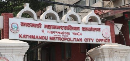 बाढीग्रस्त क्षेत्रमा अलपत्र यात्रुको उद्धार गर्न निःशुल्क यातायात सेवा