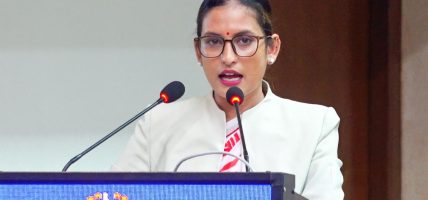 बाढी प्रभावितको राहतका विषयमा मन्त्री वादीद्वारा रेडक्रसका पदाधिकारीसँग छलफल
