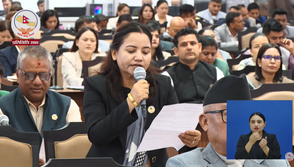 मन्त्रीका लागि हेलिकप्टर पुग्ने कर्णालीका बिरामीलाई अस्पताल छैन : वासना थापा