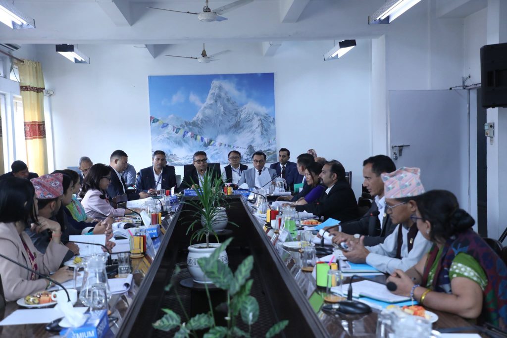 नेपाल राष्ट्र बैंक विधेयकः गर्भनरको पदावधिबारे अर्थ समितिमा छलफल