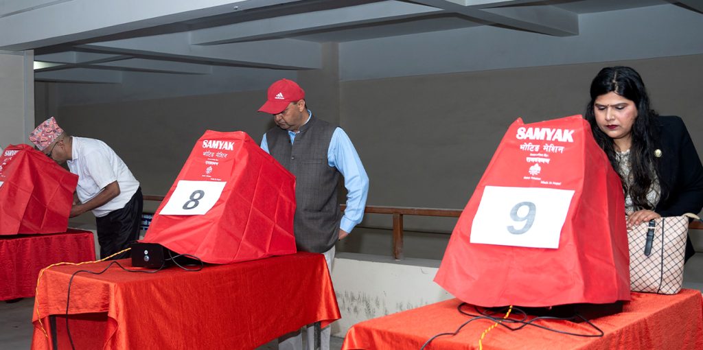 उच्च अदालत पाटन बारमा मतदान जारी