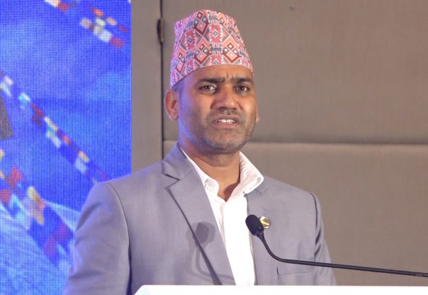 पर्यटन नै नेपालको समूल विकासको प्रमुख आधार हो : मन्त्री पौडेल पर्यटन नै नेपालको समूल विकासको प्रमुख आधार हो : मन्त्री पौडेल