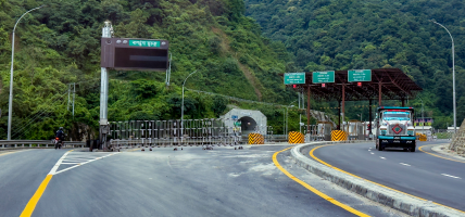 नागढुंगा सुरुङमार्ग निजी सवारीका लागि पनि खुला, आजदेखि परीक्षण सञ्चालन सुरु