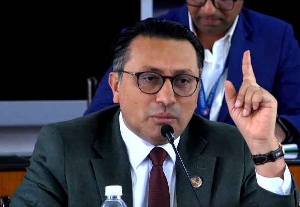अनुदान र सहुलियतपूर्ण ऋण एउटै डालोमा राख्न मिल्दैन : अर्थमन्त्री वाग्ले अनुदान र सहुलियतपूर्ण ऋण एउटै डालोमा राख्न मिल्दैन : अर्थमन्त्री वाग्ले