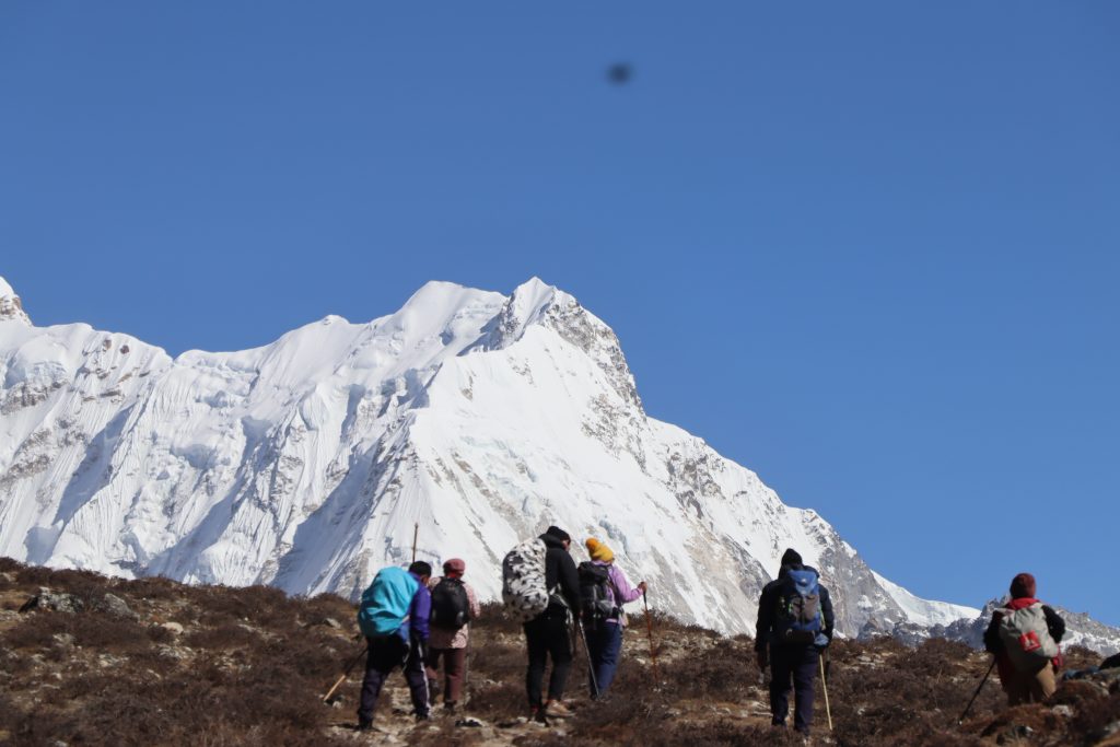 कञ्चनजङ्घा घुम्न आए एक हजार ३३१ विदेशी पर्यटक