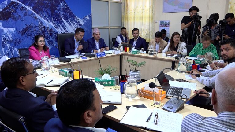 ग्यास तथा खाद्य आपूर्ति समस्या समाधान गर्न अल्प, मध्य र दीर्घकालीन योजना बनाउन समितिको आग्रह ग्यास तथा खाद्य आपूर्ति समस्या समाधान गर्न अल्प, मध्य र दीर्घकालीन योजना बनाउन समितिको आग्रह