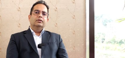 नेपाल मेडिसिटी अस्पतालले चाँडै रोबोटिक शल्यक्रिया सेवा ल्याउनेछ : डा.अमित तोमर (भिडियो सहित)