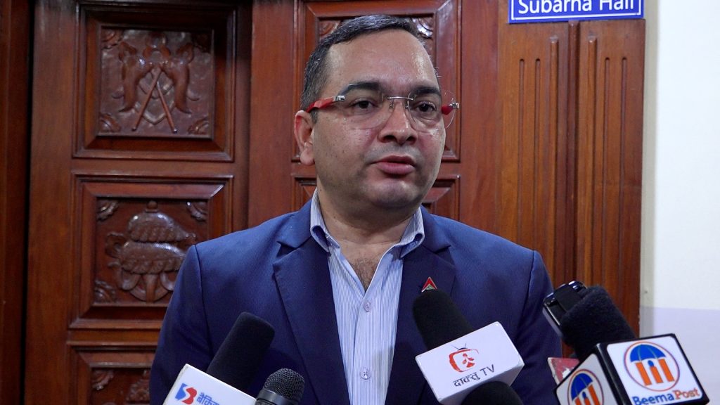 समृद्धिका लागि निजी क्षेत्रसँग सहकार्य गर्न सरकार प्रतिबद्ध : मनोज ज्ञवाली (भिडियो सहित)