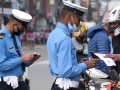२४ घण्टामा ट्राफिक प्रहरीले गर्यो १ हजार ३४५ जनालाई कारबाही