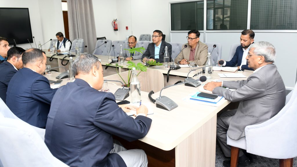 चिकित्सकको निर्वाह भत्ता, कार्य अवधि र सेवा सुविधाबारे प्रधानमन्त्री कार्यालयमा छलफल
