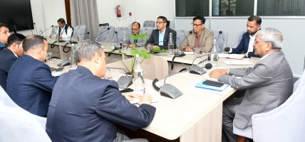 चिकित्सकको निर्वाह भत्ता, कार्य अवधि र सेवा सुविधाबारे प्रधानमन्त्री कार्यालयमा छलफल