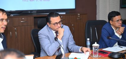 अर्थतन्त्र विस्तार गरेर आर्थिक वृद्धि हासिल गर्न सरकार र बैंकहरूबिच सहकार्य अपरिहार्य छ ः अर्थमन्त्री 