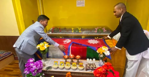 पर्यटनमन्त्री पौडेलद्वारा दिवङ्गत आरोहीप्रति श्रद्धाञ्जली