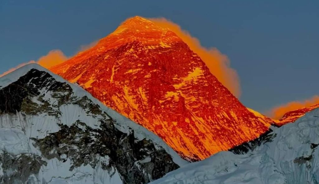 पर्वतीय पर्यटनले खोल्दैछ अर्थतन्त्रको नयाँ ढोका