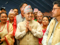 पूर्वप्रधानमन्त्री देउवाको स्वागतका लागि भेला भए नेताकार्यकर्ताहरु विमानस्थलमा