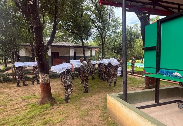 रसुवा बाढी : ५ हेलिकप्टरसहित २ हजारभन्दा बढी सैनिक परिचालन, १७७ जनाको सकुशल उद्धार
