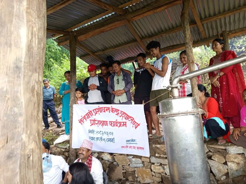 खेरजाने तितेपाती अब आम्दानीको स्रोत, तेल उत्पादनको तयारी