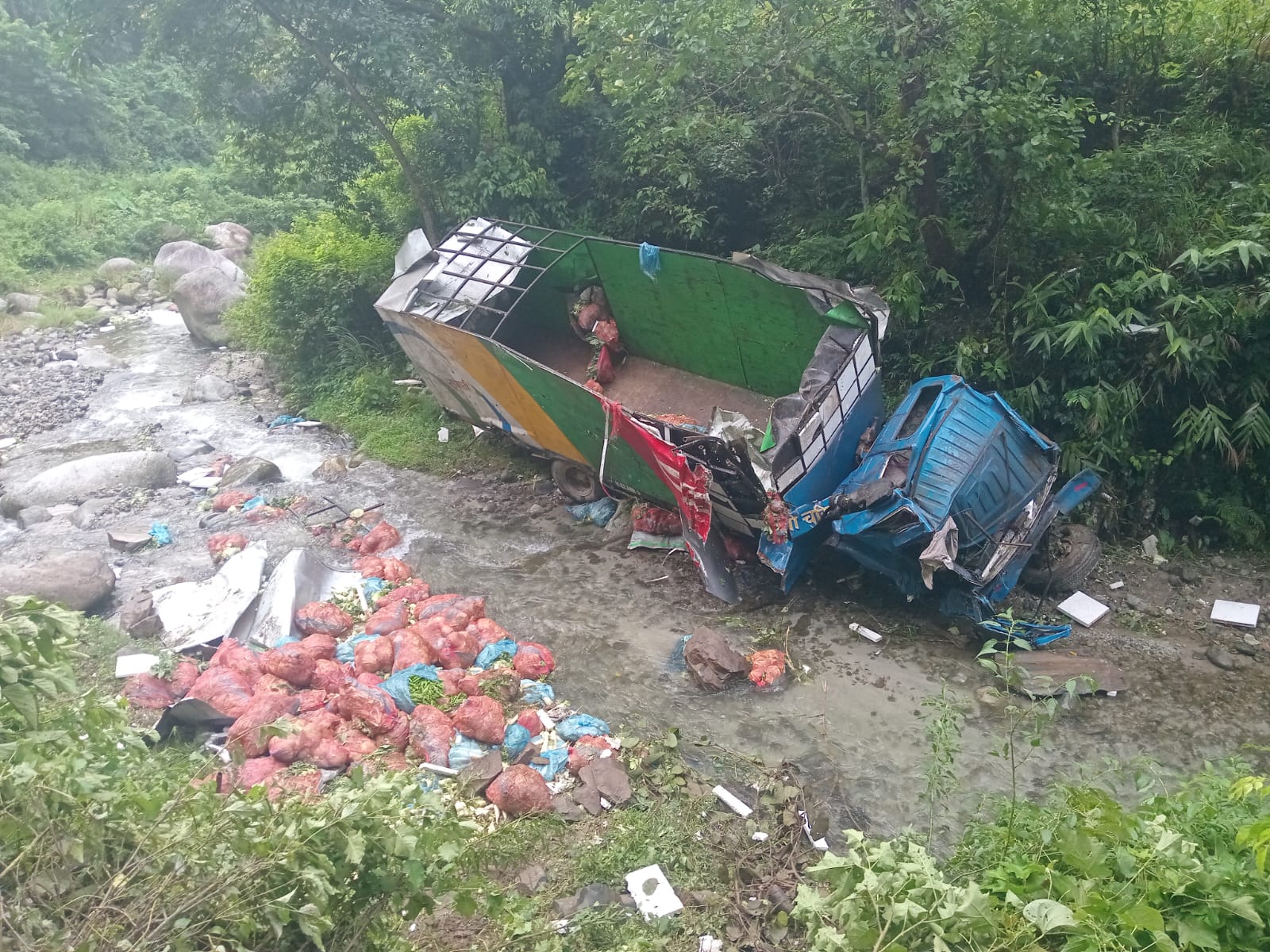 ट्रक पदुर्घटना हुँदा एक जनाको मृत्यु