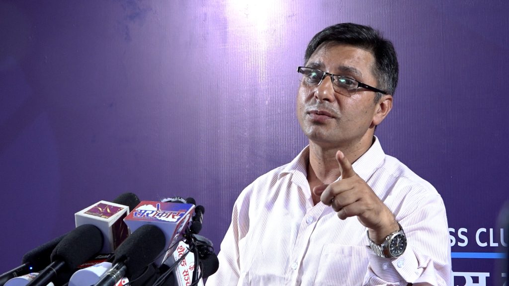 रास्वपाको विचार र नेतृत्व क्षमतामाथि एमाले नेता ढुङ्गेलको प्रश्न
