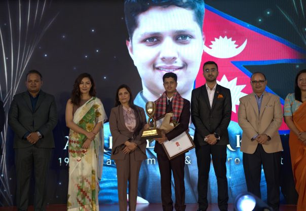 दक्षिण एसियाकै पहिलो ग्लोकल टिन हिरो बने नेपाली युवा अटल देव ढकाल दक्षिण एसियाकै पहिलो ग्लोकल टिन हिरो बने नेपाली युवा अटल देव ढकाल