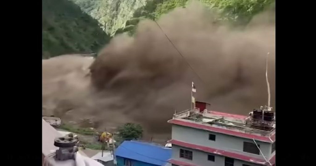 भोटेकोशी बाढी : उत्पादन क्षेत्रमा डेढ खर्ब क्षतिको अनुमान