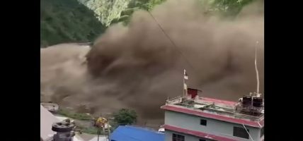 भोटेकोशी बाढी : उत्पादन क्षेत्रमा डेढ खर्ब क्षतिको अनुमान