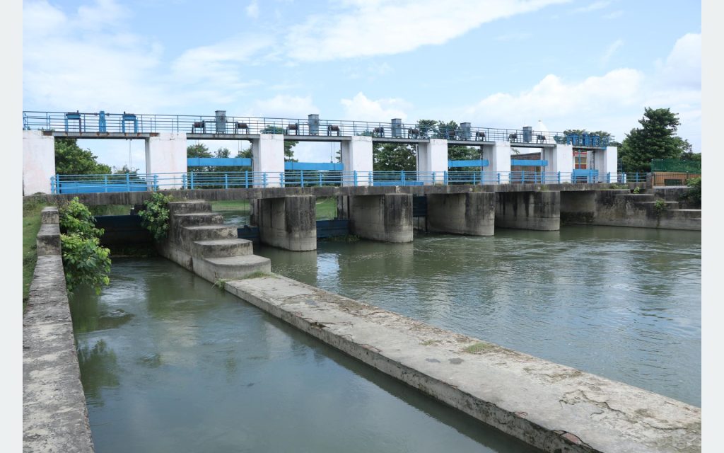 ब्यारेज बनेको ३१ वर्षसम्म पनि किसानले सिँचाइ सुविधा पाएनन्