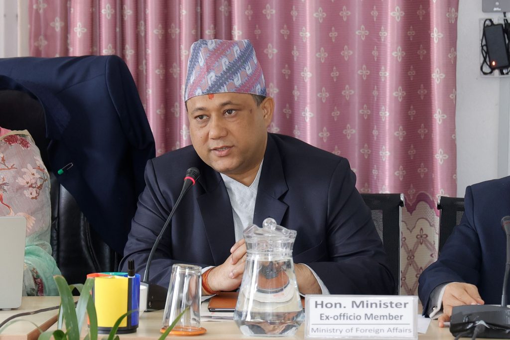 जलवायुको जोखिम न्यूनीकरण सरकारको उच्च प्राथमिकतामाः परराष्ट्रमन्त्री खनाल