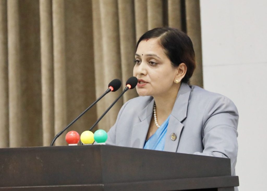 राष्ट्रियसभाः ‘स्वास्थ्य सेवा प्रणालीमा महिला स्वास्थ्य स्वयंसेविकाको महत्वपूर्ण योगदान’