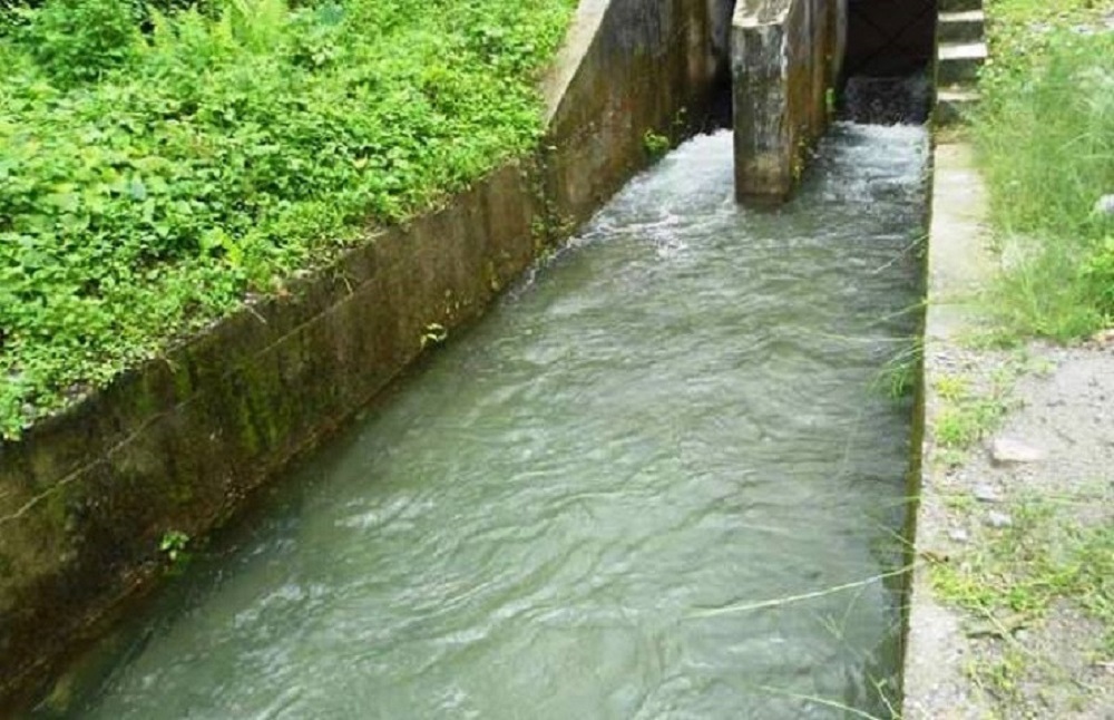 चौध किलोमिटर पक्की कुलो निर्माण