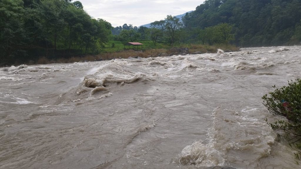 मनाङका हिमतालको जोखिममा मर्स्याङ्दी  नदी करिडोर