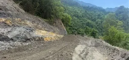 कृष्णभीरमा खोलिएको ट्र्याकमा ग्राभेल गर्न थालियो