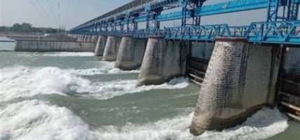 महाकालीमा पानीको बहाव बढ्योः बनवासा पुलमा आवागमन प्रभावित