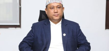 भोटेकोशी बाढी र उद्धार प्रयासबारे कूटनीतिक समुदायलाई परराष्ट्रमन्त्री खनालको ब्रिफिङ