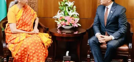 अर्थमन्त्री डा स्वर्णिम वाग्ले र भारतीय समकक्षी निर्मला सीतारमणबीच भेटवार्ता